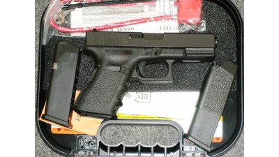 GLOCK 19 9MM COMPACT FS 15RD